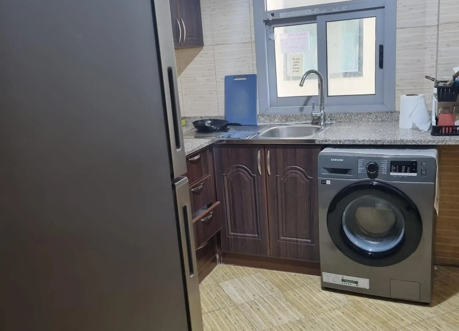 Cozy Private Rooms In Central Shabia 12, Free Wi-Fi & Kitchen Access Abu Zabi Zjednoczone Emiraty Arabskie