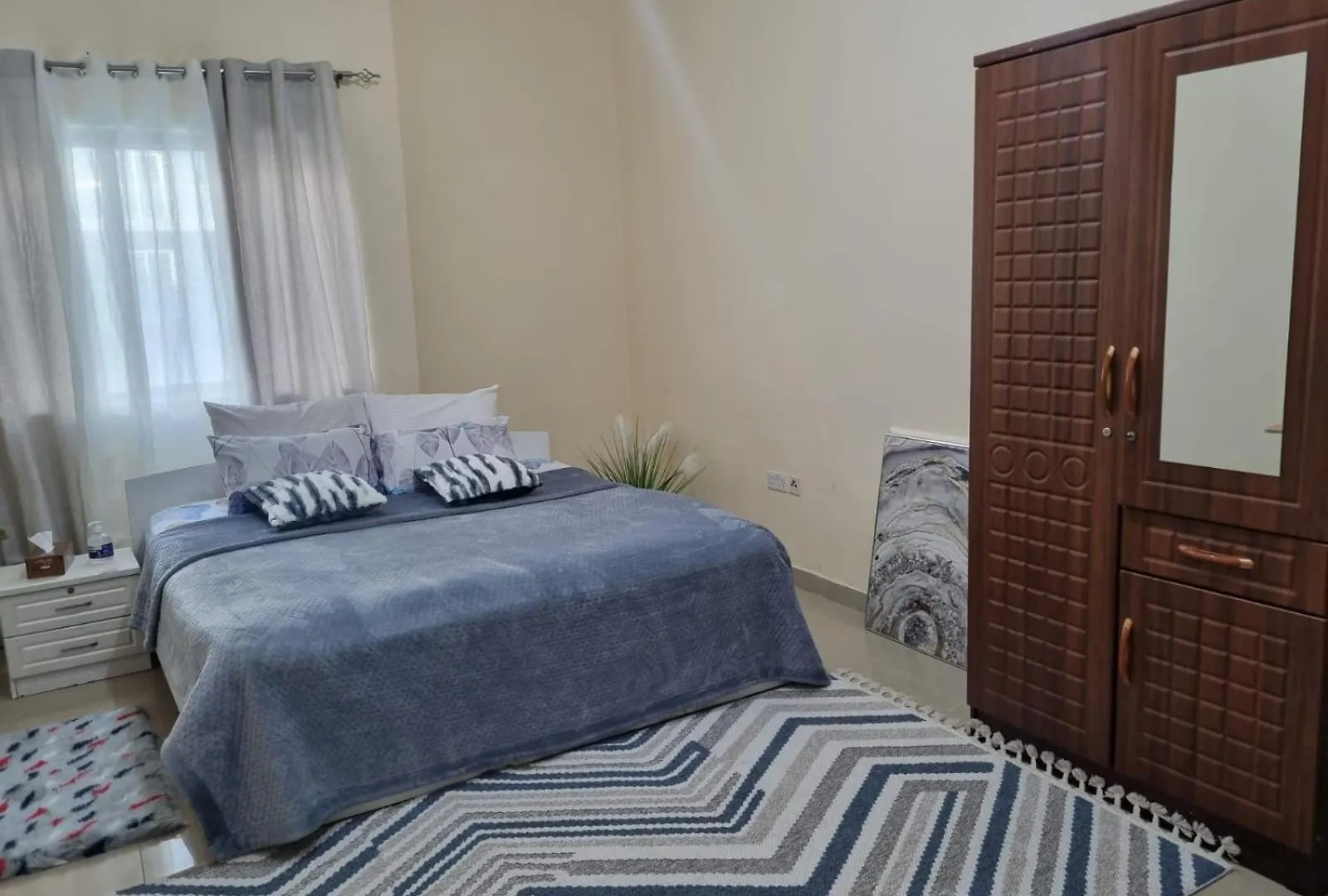 Kwatera prywatna Cozy Private Rooms In Central Shabia 12, Free Wi-Fi & Kitchen Access Abu Zabi
