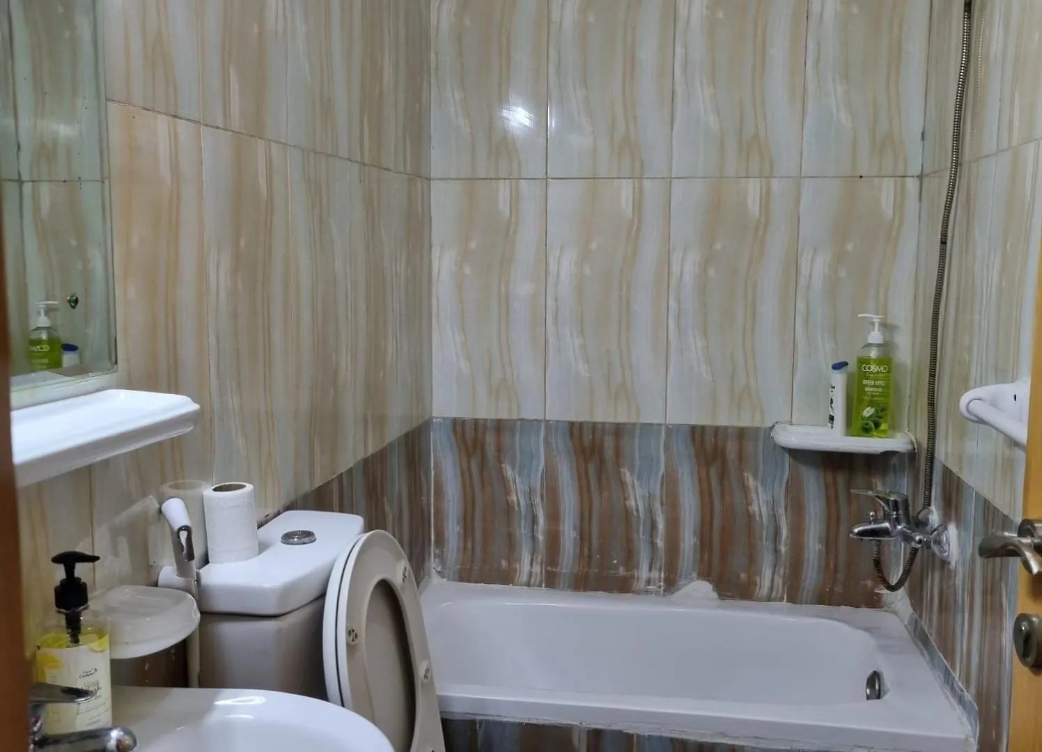 Cozy Private Rooms In Central Shabia 12, Free Wi-Fi & Kitchen Access Abu Zabi